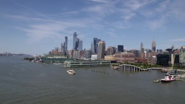 Aerial View Piers Chelsea Hudson Yards Background Sunny New York — Vídeos de Stock