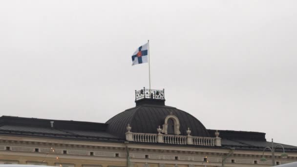 Finnish State Flag Flies Roof Finland Supreme Court Building — Stockvideo