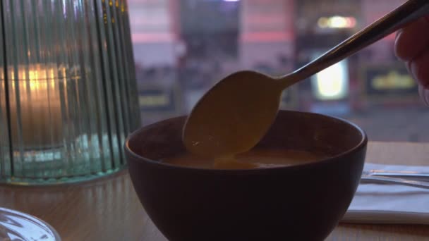 Steaming Hot Hearty Soup Close Cafe Winter Cold Window — Wideo stockowe