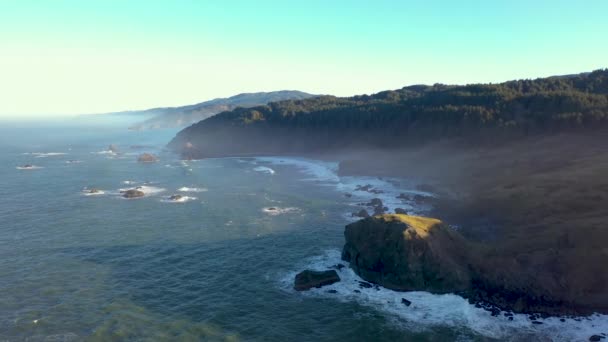 Cape Ferrelo Wild Oregon Coast Aerial Misty Hazy Atmosphere — Stock Video