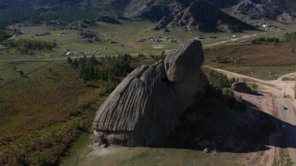 Aerial Circling View Gorkhi Terelj Sacred Rock Mongolia Also Called — Vídeo de Stock