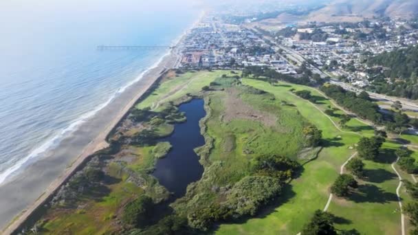 Aerial View Pacifica Esplanade Beach Sharp Park Golf Course Milagra — Vídeo de Stock