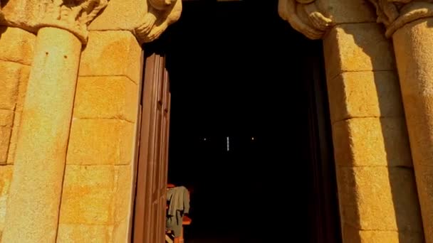 Mezquita Village Church Dolly Out Reveals Entrace Tilt Day Spain — Stockvideo