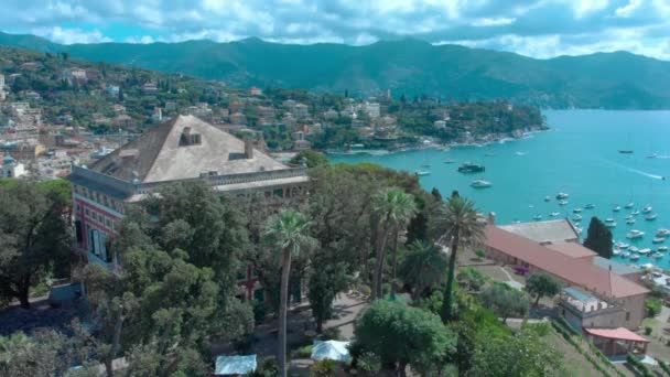 Descending Drone Shot Beautiful Garden Town Sea Santa Margherita Ligure — Wideo stockowe