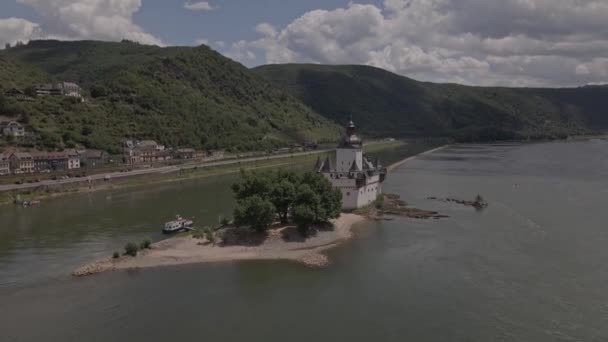 Rising Drone Footage Castle Pfalzgrafenstein Island Falkenau Rhine River City — Video Stock