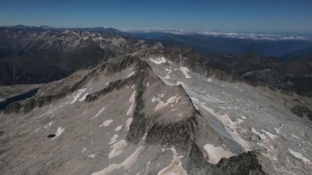 Drone Footage Maladeta Mountains Aneto Summit Pyrenees — ストック動画