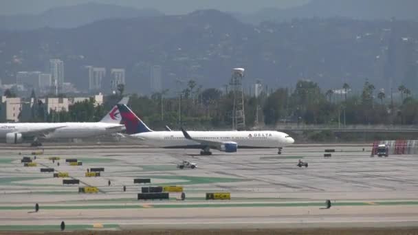 Авиалайнеры Аэропорту Лос Анджелеса — стоковое видео