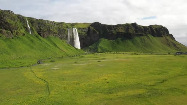 Водопады Seljalandsfoss Исландии Беспилотным Видео Движутся — стоковое видео