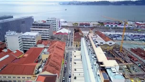 Cool Wide Drone Shoot Historic Old Town Lisbon Alfama Portugal — Wideo stockowe