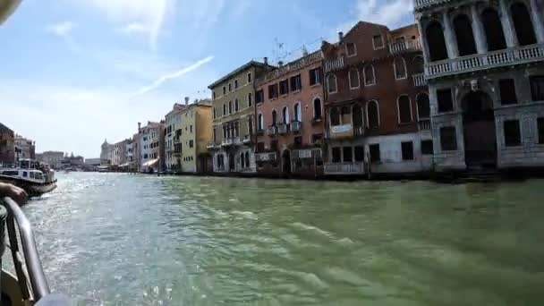 Time Lapse Boat Ride Famous Touristic River Venice — стокове відео