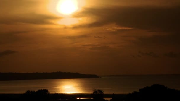 Sunset Rio Negro Black River Golden Sun Reflecting Surface Water — Stock video