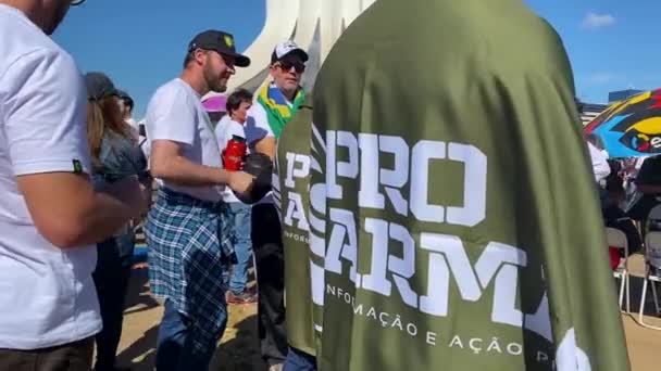 Pro Gun Protest City Brasilia Brazilian President Bolsonario Signed Decree — Stockvideo