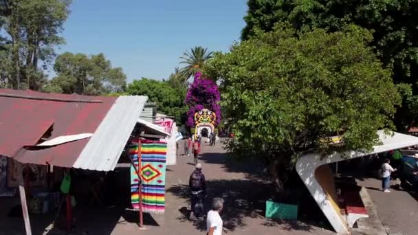 Zoom Shot Shop Area Xochimilco Few People Seen Roaming Market — Stockvideo