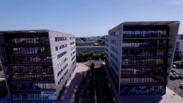 Några Moderna Arkitektoniska Byggnader Montpellier Frankrike — Stockvideo