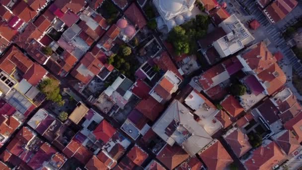 Overhead Shot Kaleici Camii Mosque Surrounding Houses Old Town Kusadasi — Vídeos de Stock