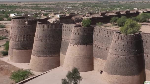 Cinematic Overhead Aerial Footage Derawar Fortress Cholistan Desert — Stock video