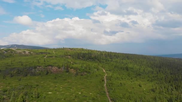 Drone Video Wickersham Dome Hiking Trail White Mountains Alaska Sunny — Stock video