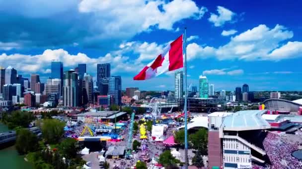 Calgary Stampede Anténní Paralaxy Polokruh Městem Panorama Pozadí Masivní Kanada — Stock video