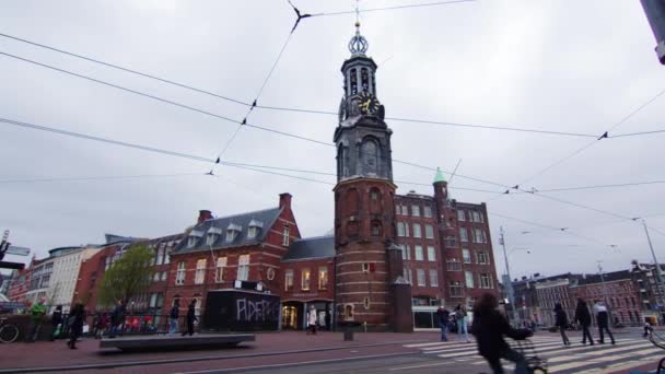 Torre Relógio Munttoren Amasterdam Holanda Dia Nublado Tiro Estático Largo — Vídeo de Stock