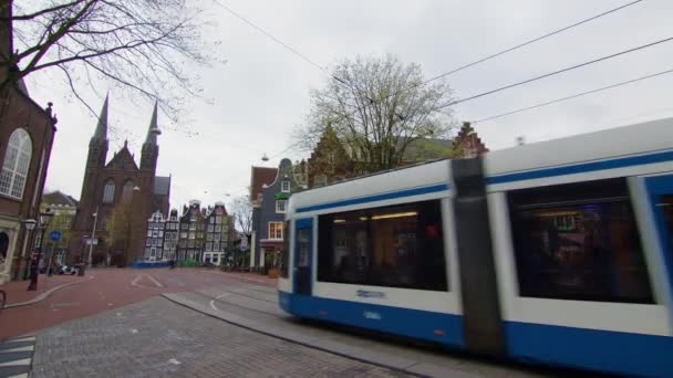 Blue Tram Passing Spui Street Downtown Amsterdam Netherland Overcast Wide — Stok video