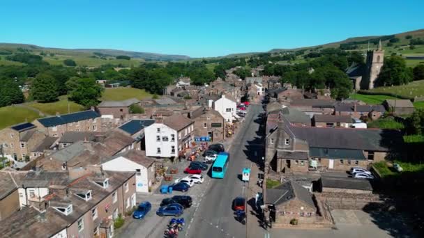 Drone Ariel Footage Hawes Small Rural Market Town Civil Parish — Stock Video