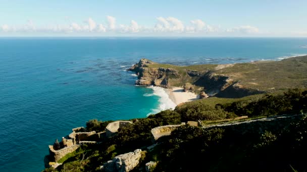 Tourists Cape Point Viewpoints Overlooking Atlantic Diaz Beach — Wideo stockowe