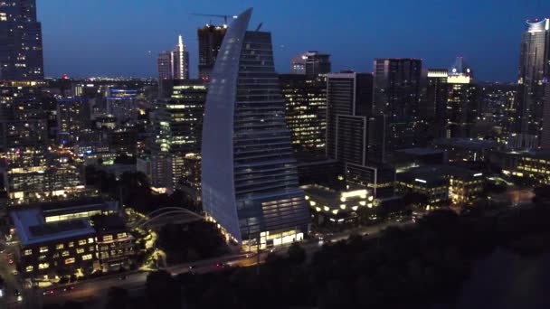 Drone Center Austin Texas Google Building Night 2022 — стокове відео