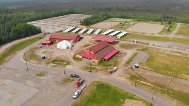 Drone Video Tanana Valley State Fairgrounds Fairbanks Alaska Sunny Summer — Stok Video