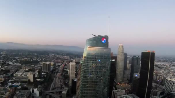 Fpv Drone Shot Wilshire Grand Center Sunset Los Angeles Usa — Stock Video