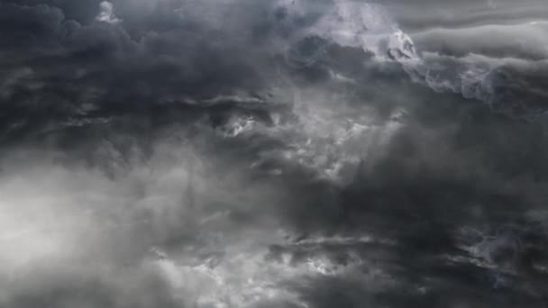 一片灰蒙蒙的云彩带着雷雨移动着 — 图库视频影像