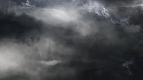Bouřka Uvnitř Hustého Hromadného Mraku Tmavé Obloze — Stock video