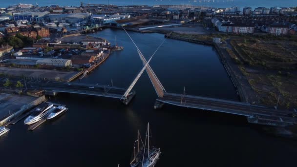 Twin Sails Bridge Poole Closing Down2 — Video