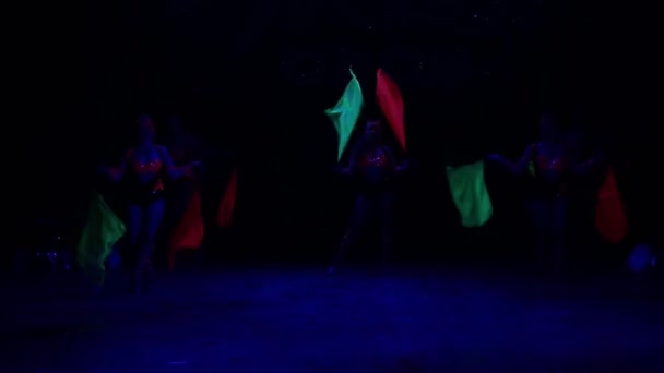 Panning View Circus Artists Making Exercise Colored Tissues Real Time — Stock video