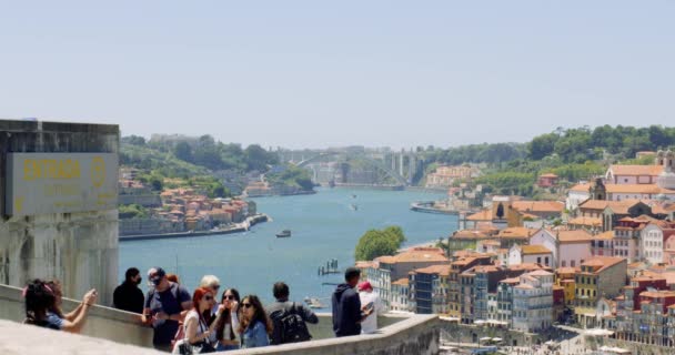 Tourists Taking Pictures Overlooking Porto Old Town Douro River Portugal — Stok video