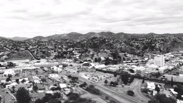 International Border Mexico Port Entry Nogales Arizona Black White Drone — Stockvideo