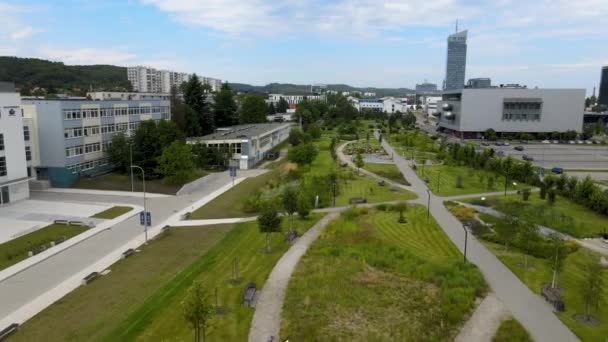 Aerial Flyover Beautiful Ecopark Campus Building University Gdansk Sunny Day — Video