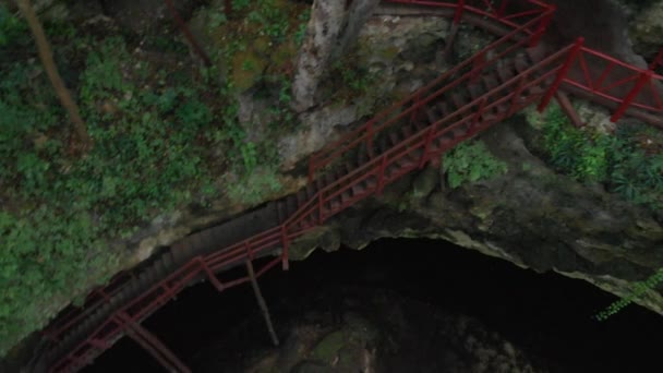 Exciting Twisting Aerial Famous Cenote Jungle Riviera Maya Mxico Popular — Stok video