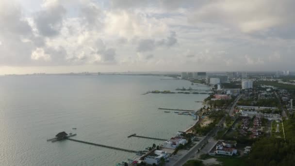 Aerial Drone Shot Wooden Pier Sea Water Coastline Mexico North — Video