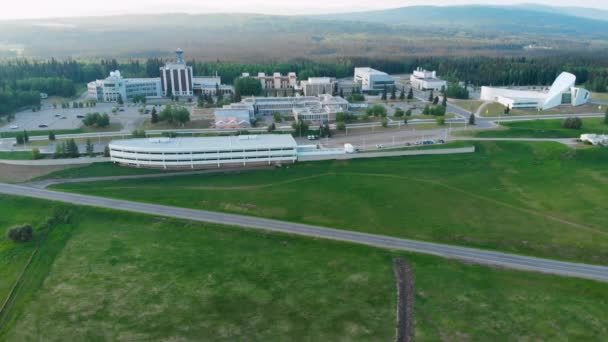 Drone Video Campus University Alaska Fairbanks Summer Day — Stock video