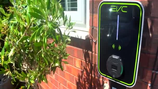 Home Charger Electric Cars Charge Home — Stok video