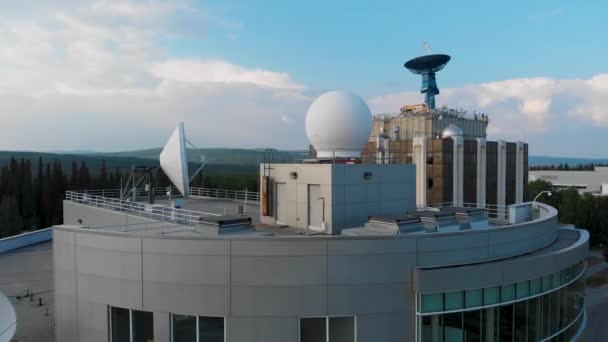 Drone Video Satellites Radomes Campus University Alaska Fairbanks Summer Day — стокове відео