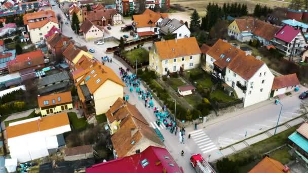 Mikolajki Locals Blue Shirt Join Parade Streets Autism Awareness Day — Video