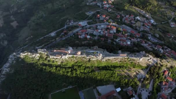 Top View Fortress Klis Daytime Croatia Aerial Drone Shot — Video Stock
