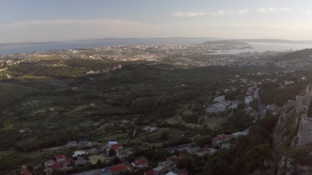 Fortress Klis Croatia Beautiful Old Stone Building Top Mountain Tourists — ストック動画