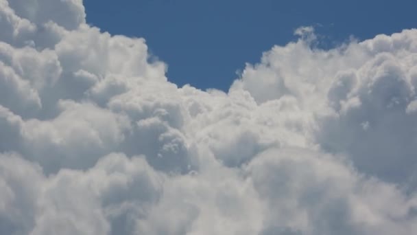 Beautiful White Clouds Moving Blue Sky Fluffy Clouds Formations Time — Vídeos de Stock