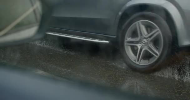 Vehicle Driving Wet Asphalt Rainfall Side View Car — Video Stock