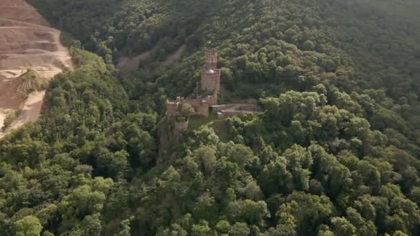 Πανοραμική Θέα Του Κάστρου Sooneck Στην Κοιλάδα Του Ρινόκερου Κοντά — Αρχείο Βίντεο