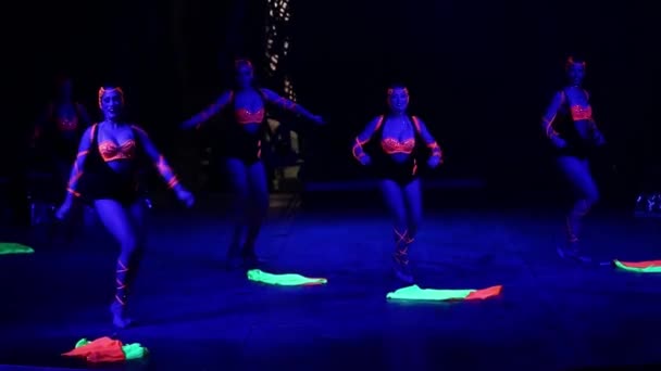 Female Dancers Coreography Circus Glow Dark Show — 비디오