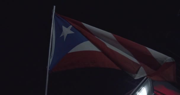 Puerto Rican Flag Flaps Wind Night — Video Stock