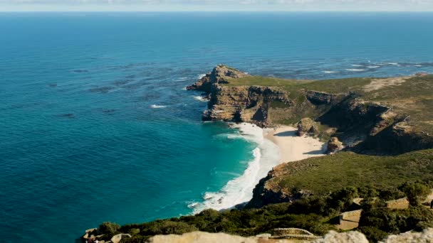 Pristine Diaz Beach Cape Point Protected Rugged Cliffs — Wideo stockowe